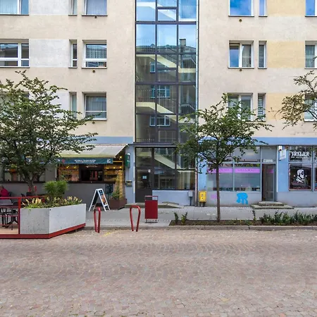 In Centre Starowiejska By Renters Apartament *