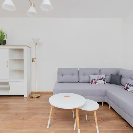 In Centre Starowiejska By Renters *