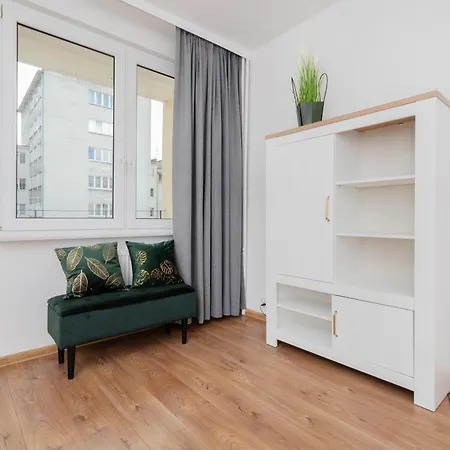 In Centre Starowiejska By Renters Apartmán